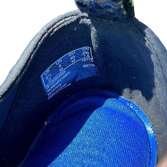 Clarks Cloudsteppers women's black fabric/reptile patent slip on shoes size 9 - Picture 8 of 9